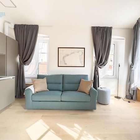 Corridoni 2E Tirabora Short Rent Apartment Триест Екстериор снимка